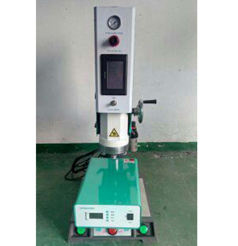 15、20k全電腦自動追頻型塑焊機(jī)